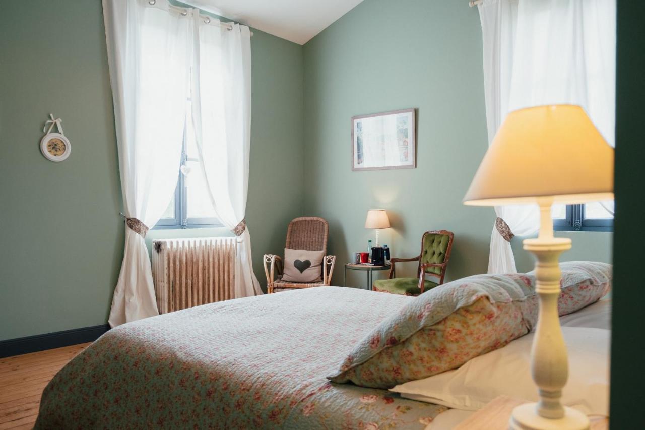 Villa 2 Pas Sages La Roche-Chalais Экстерьер фото