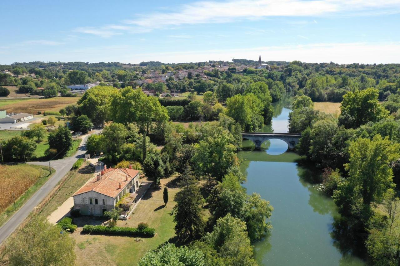 Villa 2 Pas Sages La Roche-Chalais Экстерьер фото
